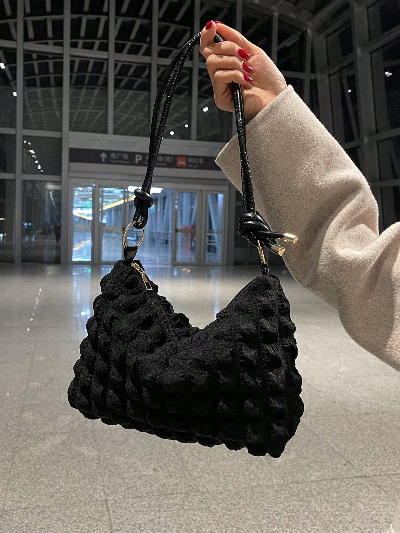 Bolso de hombro blando