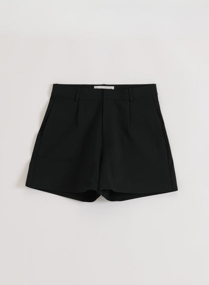 Bermudas negras de lujo