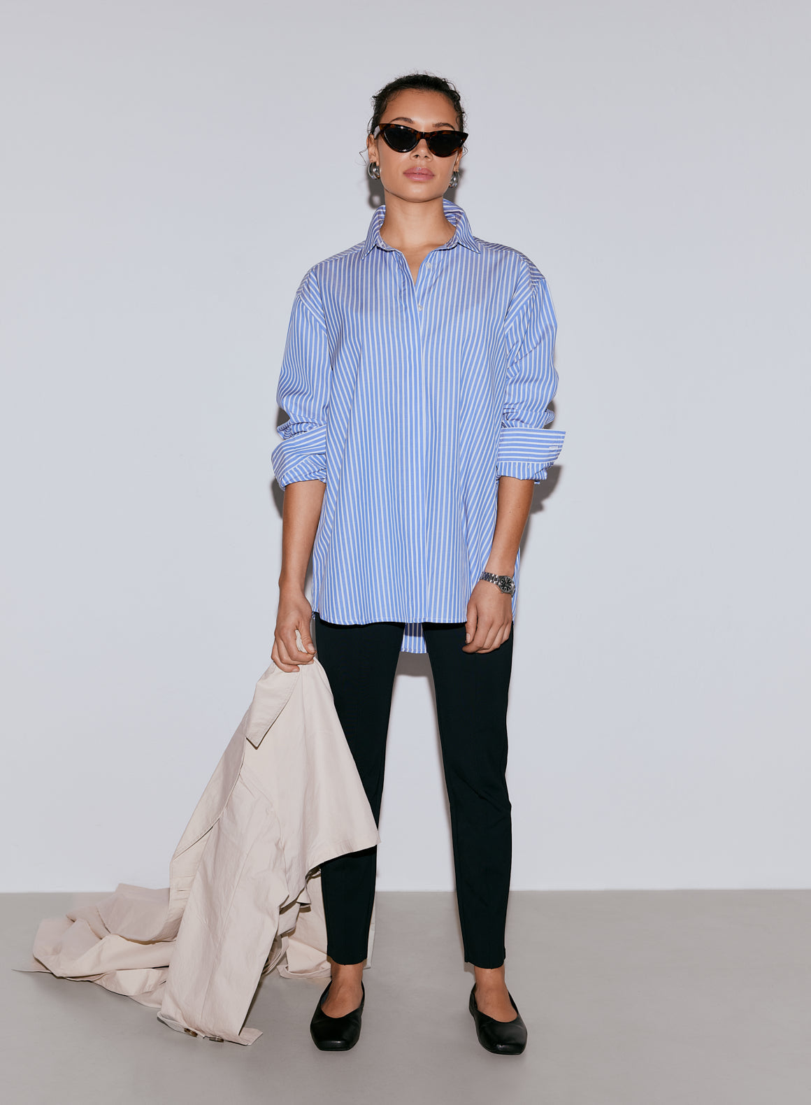 Camisa de popelina a rayas azules