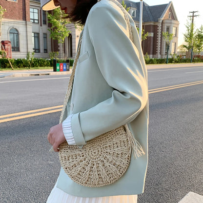 Bolso bandolera con diseño de paja