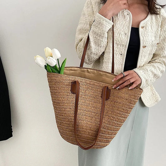 Bolso de paja con bandolera