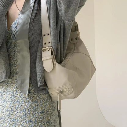 Bolso bandolera con detalles