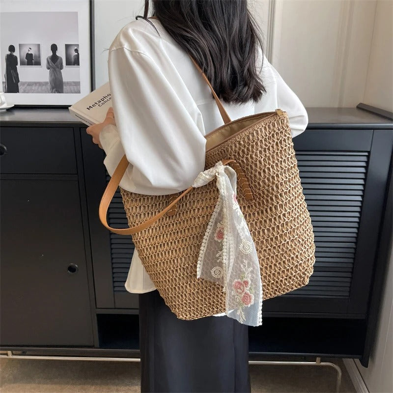 Bolso tipo tote con estilo rústico